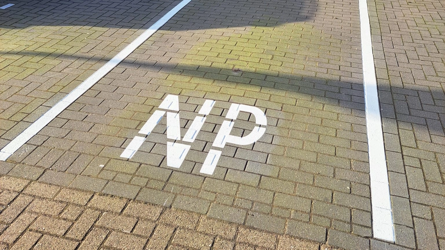 Niet parkeren wegmarkering - Niet parkeren wegmarking np markering