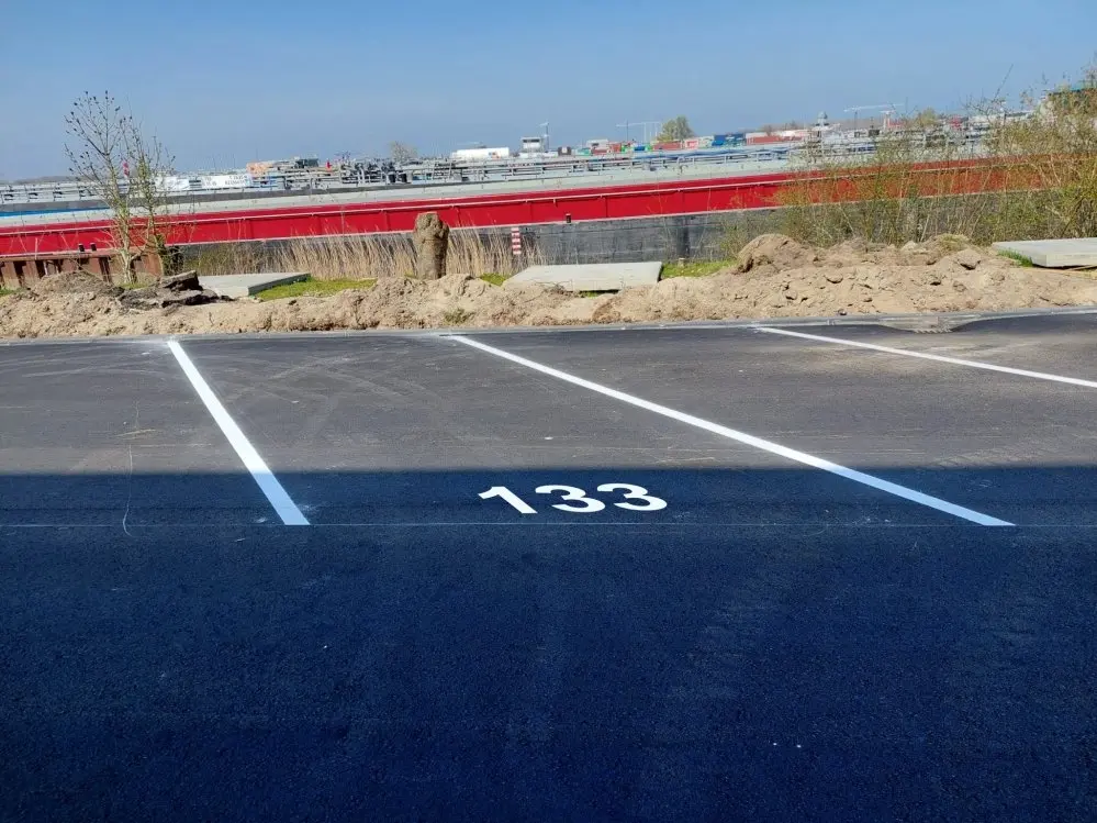 Parkeerplaats belijning - schuinparkeervak laten aanbrengen optie 2 Traffictotaal