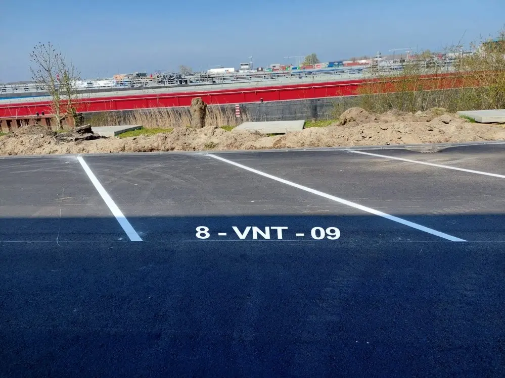 Parkeerplaats belijning - schuinparkeervak laten aanbrengen optie 3 Traffictotaal